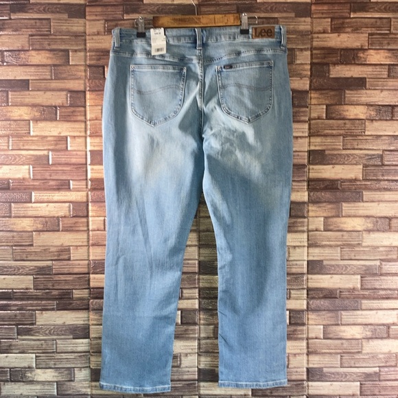 NWT Womens Size 16 Petite Straight Leg Regular Fit Anchor Jeans - Picture 2 of 9